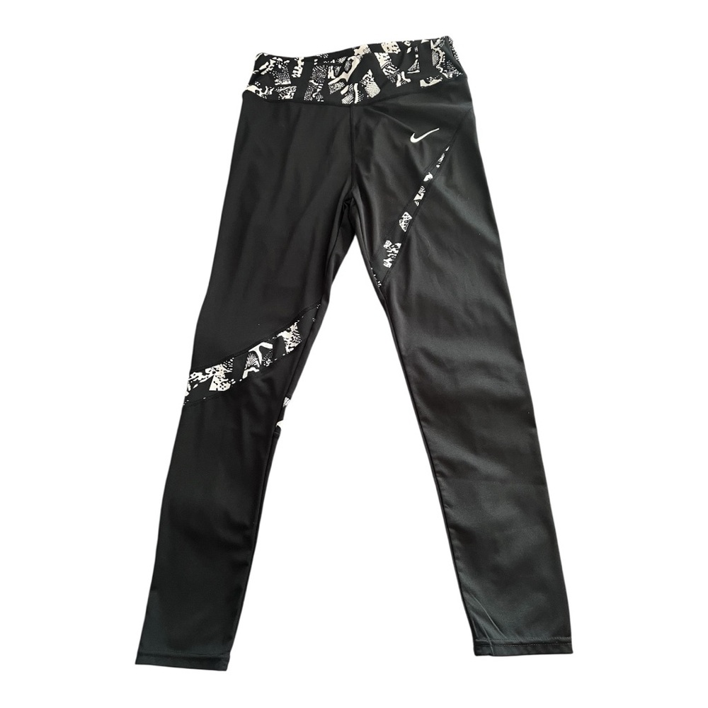 Nike Kids Leggings with Black and White Design